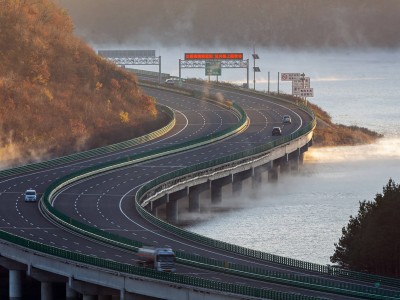 “十一”租車(chē)熱：新能源車(chē)訂單飆升72%，2030年劍指3000億市場(chǎng)？