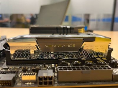 海盜船自曝新動向：CUDIMM DDR5內(nèi)存默認10GHz引關注！