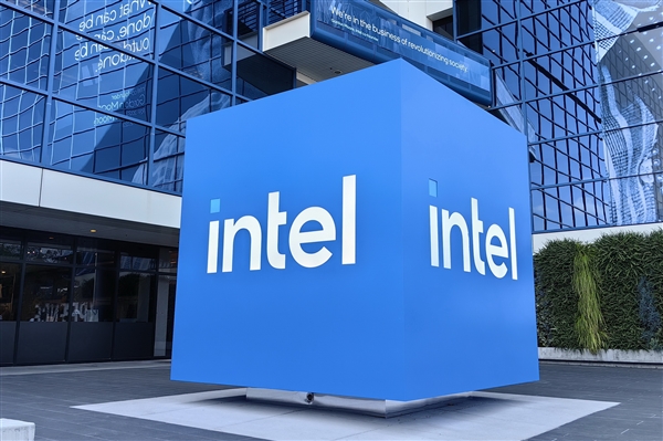 Intel 18A工藝拿下大單：代工64核心Arm處理器