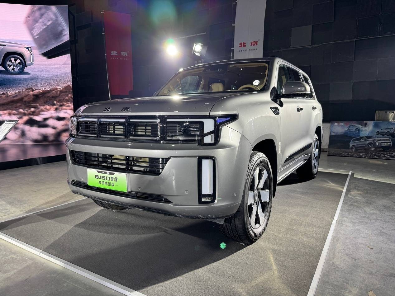 BJ60雷霆電動SUV